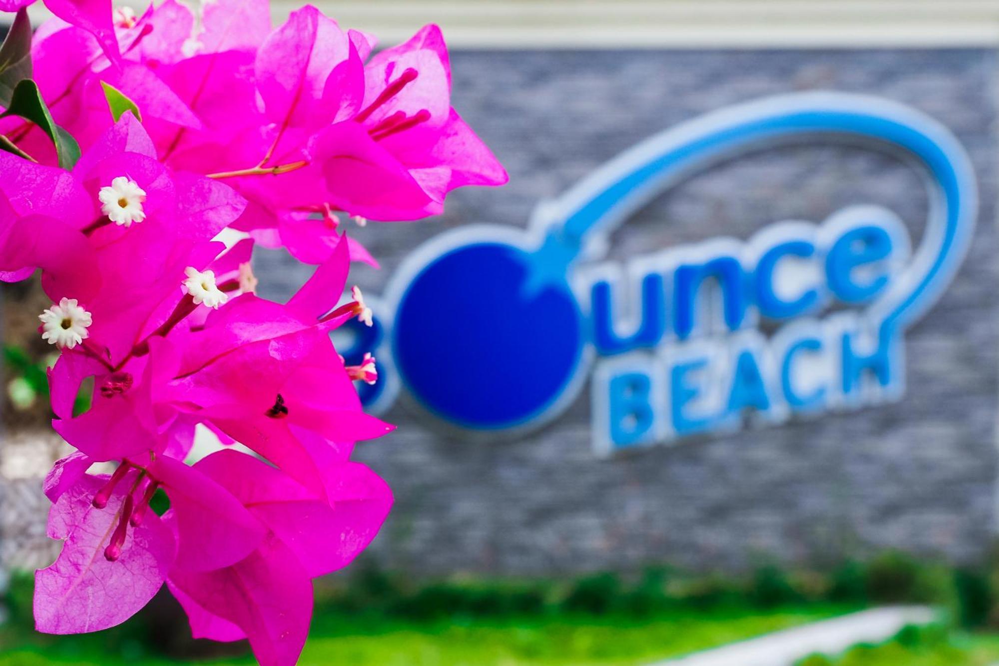 Bounce Beach Resort And Spa 岘港 外观 照片