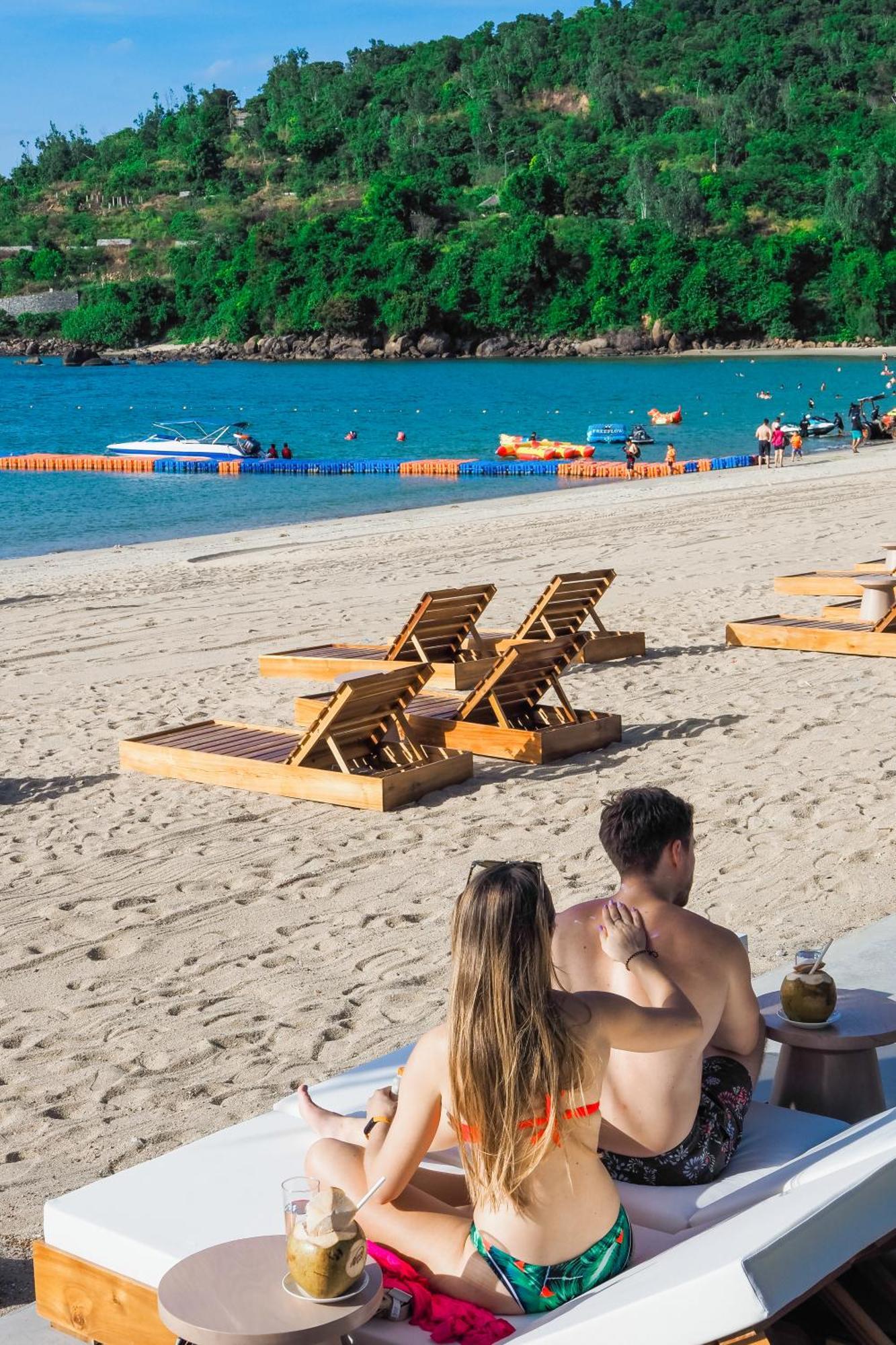 Bounce Beach Resort And Spa 岘港 外观 照片
