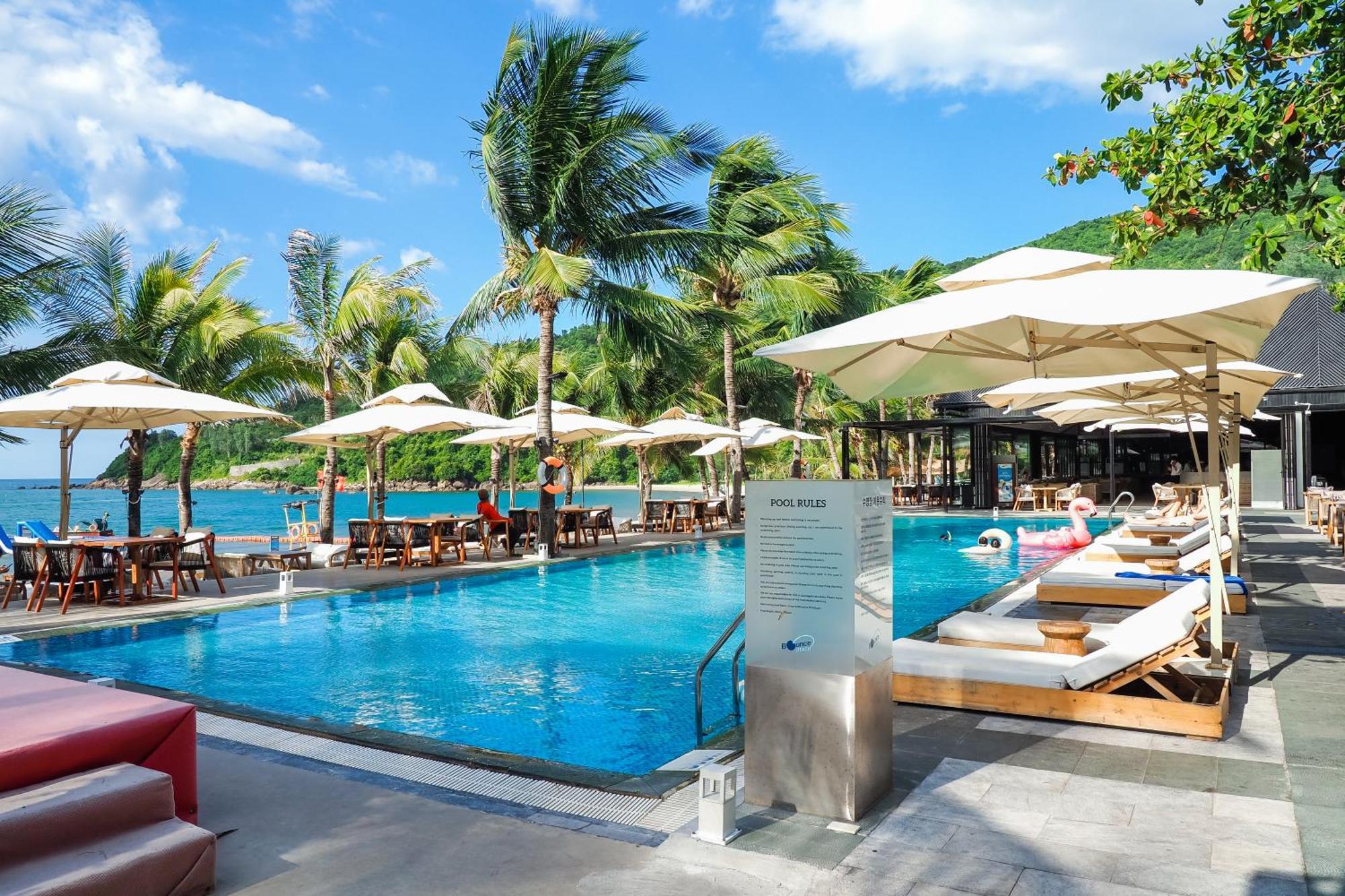 Bounce Beach Resort And Spa 岘港 外观 照片